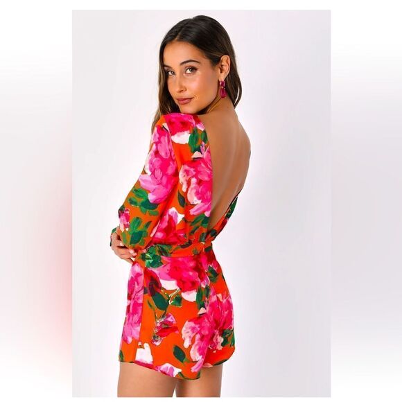 LULUS NWT Sweetest Song Floral Print Backless Long Sleeve Romper Sz M SOLD OUT - Picture 1 of 2